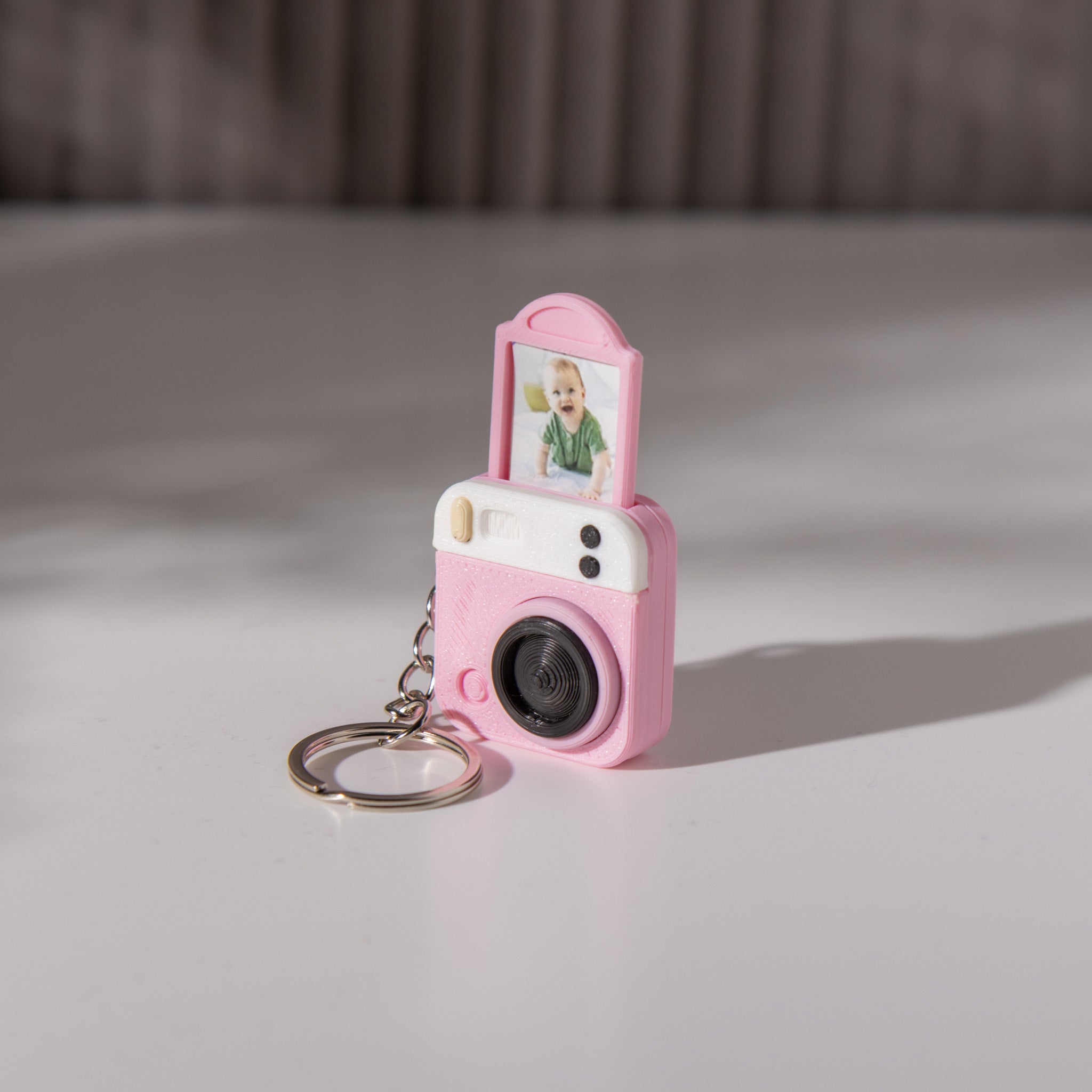 Breloc cameră foto personalizat – Slim Edition