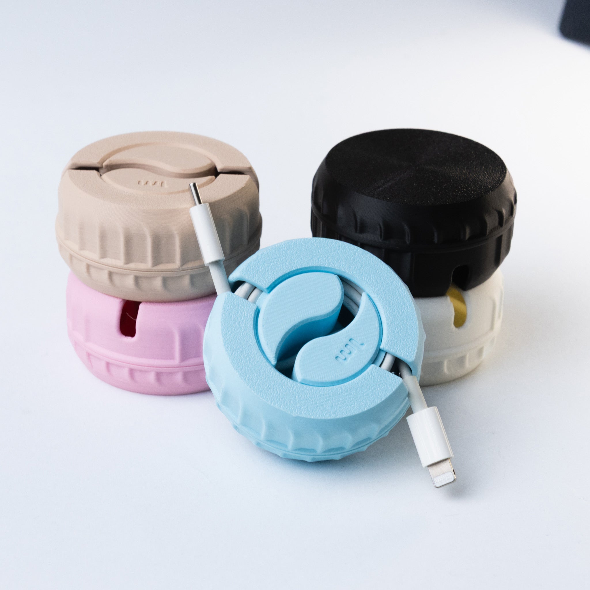 Organizator de cabluri rotativ personalizabil